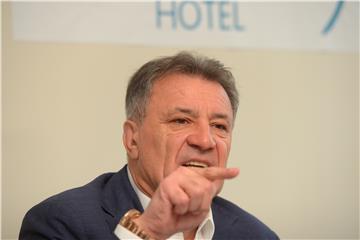  Mamić primio poziv po hrvatskoj tjeralici i krenuo na sud u Sarajevo