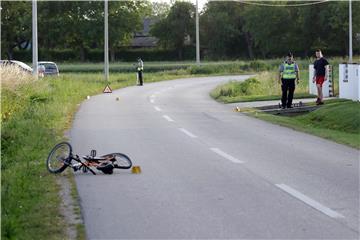 Koprivnica: Osobni automobil naletio na dvoje djece