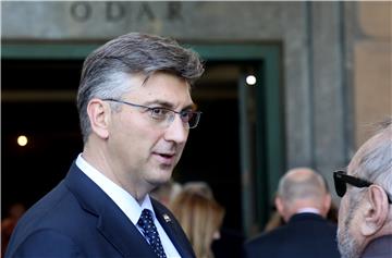 Plenković: Povjerenstvo treba odlučiti o načelu obnašanja javne dužnosti, da nema sukoba interesa već je konstatiralo