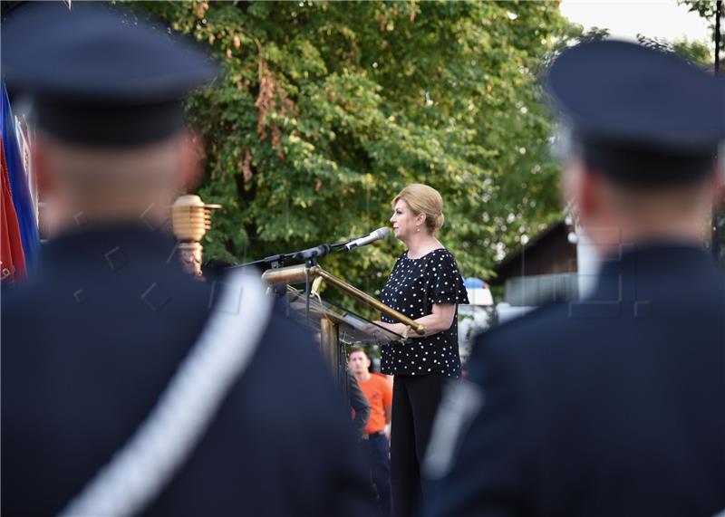 Predsjednica uručila Povelju Republike Hrvatske DVD-u Hrašće