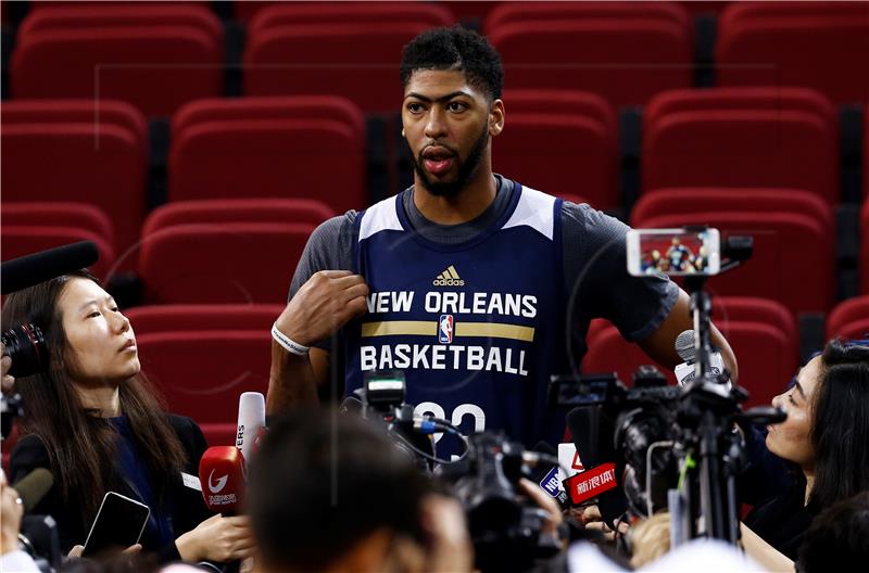 NBA: Anthony Davis se pridružuje LeBronu Jamesu u Lakersima