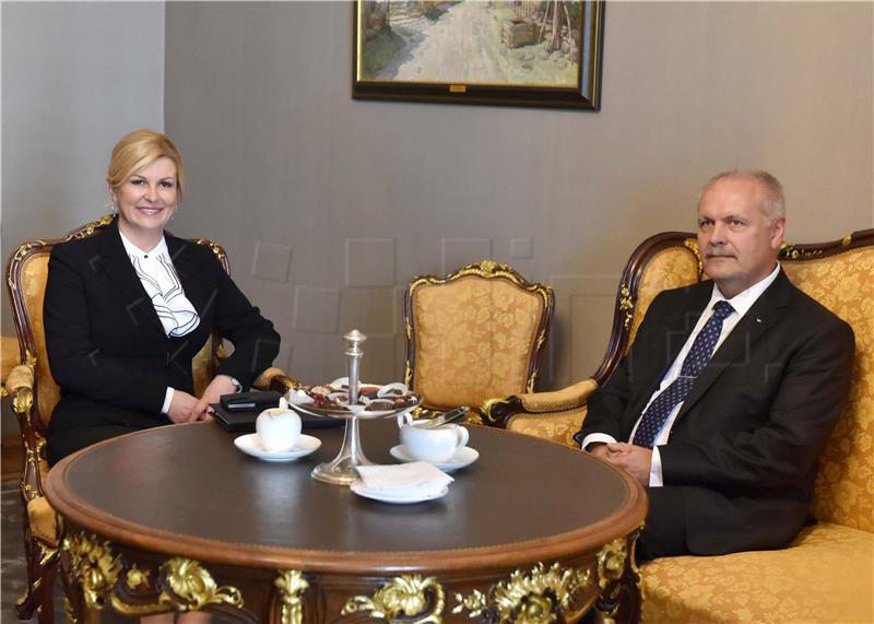 Croatian president meets with Estonia's PM, parliament president