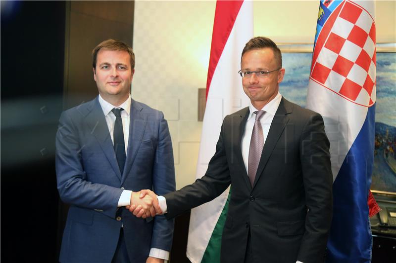 Croatia and Hungary set up working group to analyse potential cooperation in gas market