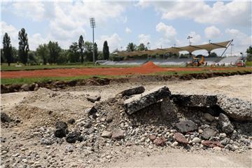 Gradonačelnik obišao radove na rekonstrukciji atletske staze u Sportskom parku Mladost