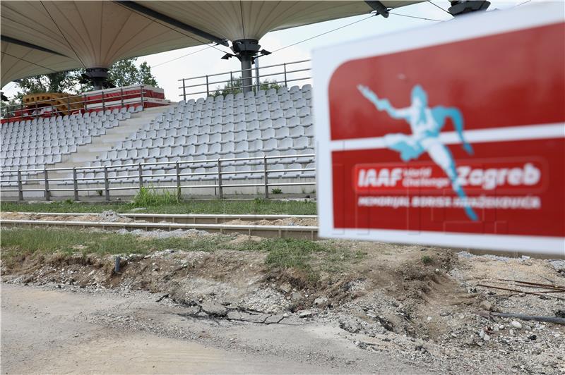 Gradonačelnik obišao radove na rekonstrukciji atletske staze u Sportskom parku Mladost