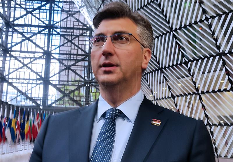 Plenkovic declines to comment on media reports about Croatian candidates for EC chief