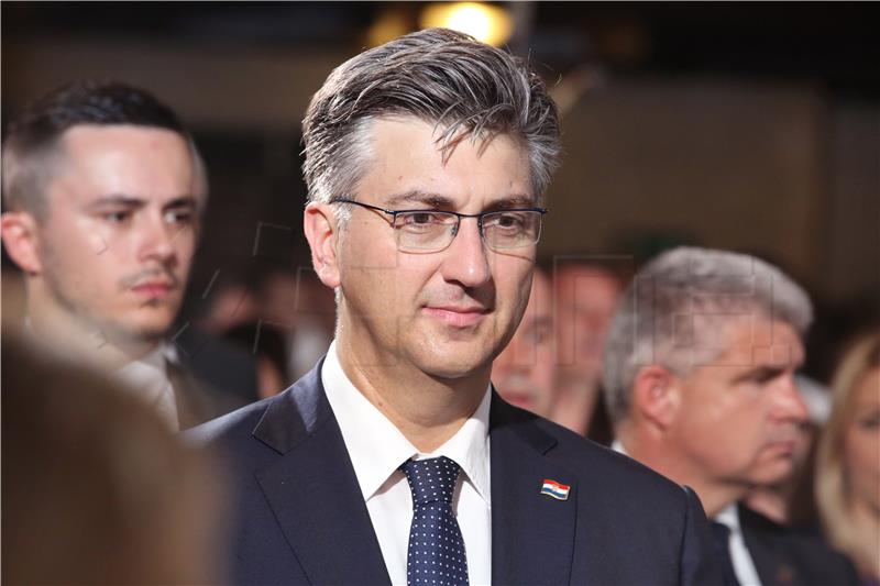 Plenković: Idućega tjedna Hrvatska šalje pismo namjere o pristupanju europodručju