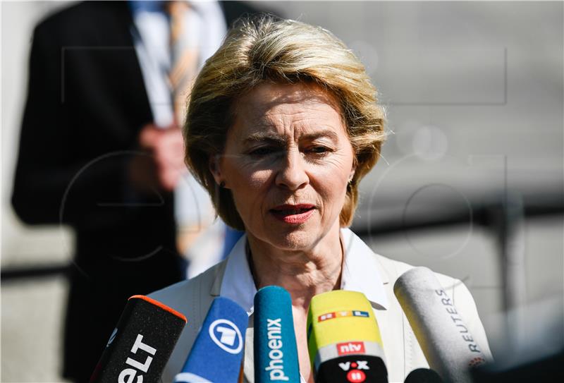 Ursula von der Leyen – liječnica, sedmerostruka majka i štićenica Angele Merkel na čelu Europske komisije