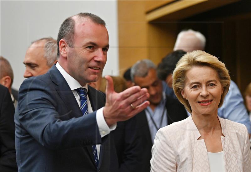 Izbor Europskog vijeća za šeficu Europske komisije Ursula von der Leyen traži potporu Europskog parlamenta