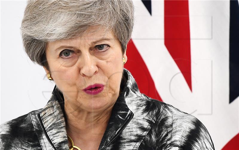 Theresa May rekla da je kineskim vlastima prenijela svoju zabrinutost 