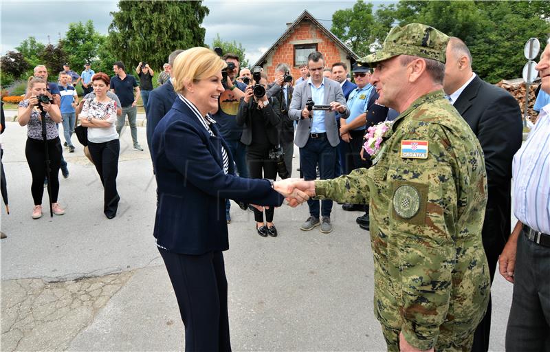 Kolinda Grabar Kitarović na Kordunu