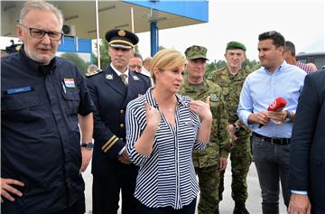 Kolinda Grabar Kitarović na Kordunu