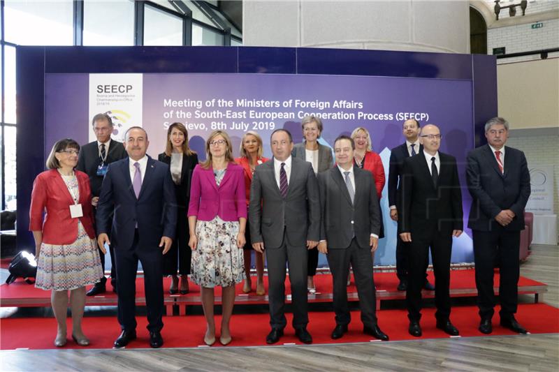 SEECP summit: SEE countries want to join EU, concerned with  "blurry prospects"