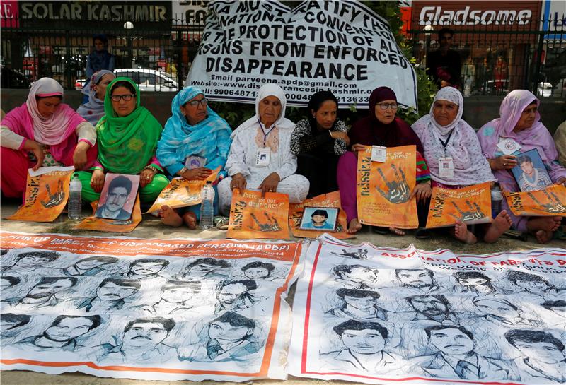 INDIA KASHMIR DISAPPEARED PERSONS SIT IN PROTEST