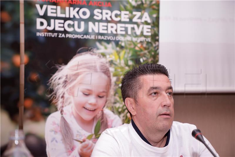  konferencija za medije radi promocije akcije "Veliko srce za djecu Neretve"