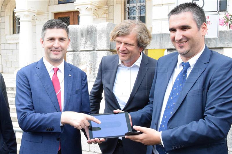 Dubrovnik - Predstavljen najmoderniji Smart Parking sustav