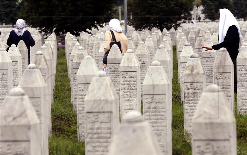 BOSNIA WAR SREBRENICA MASACCRE 1995