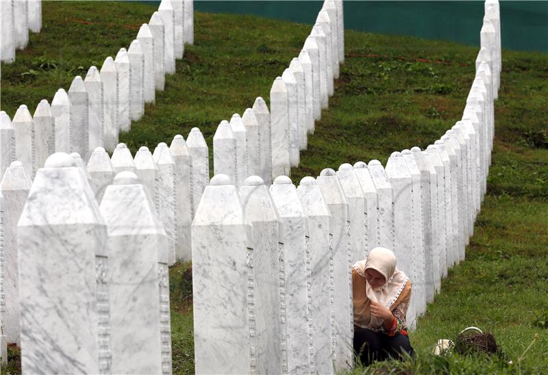 BOSNIA WAR SREBRENICA MASACCRE 1995