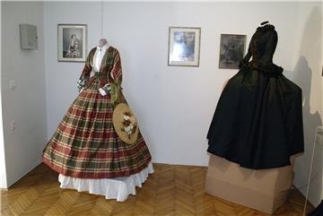 U Opatiji najavljena izložba "Modni ormar carice Sisi"