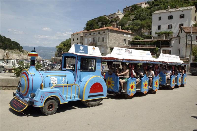 Turistička sezona na otoku Krku