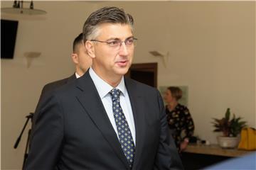 Plenković: HDZ-ovi zastupnici i parlamentarna većina zadovoljni predloženim ministrima