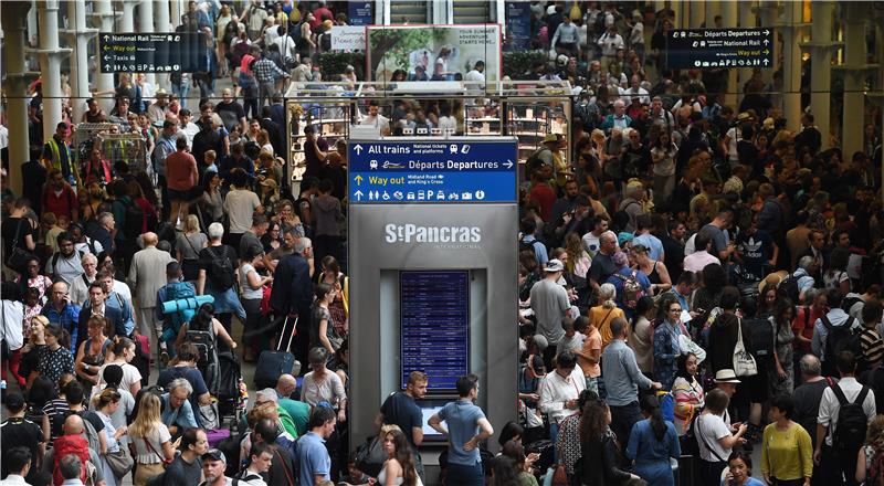 BRITAIN HEATWAVE TRAVEL CHAOS EUROSTAR