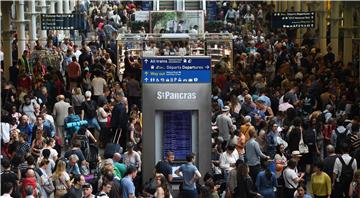 BRITAIN HEATWAVE TRAVEL CHAOS EUROSTAR