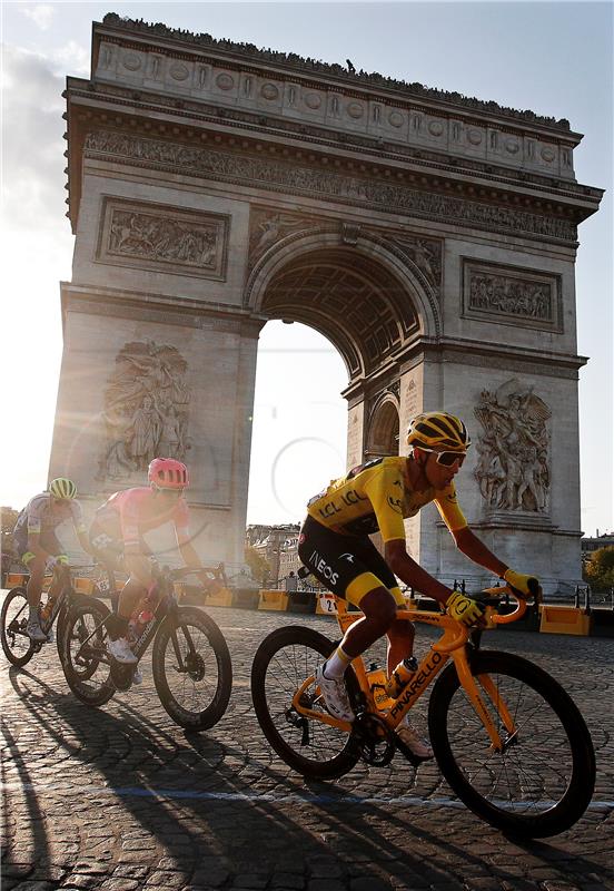 Egan Bernal osvojio "Tour de France"