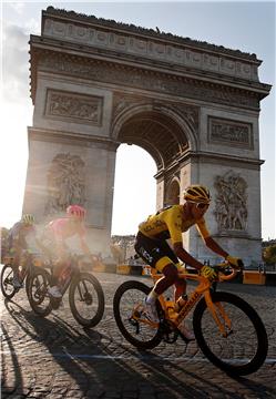 Egan Bernal osvojio "Tour de France"