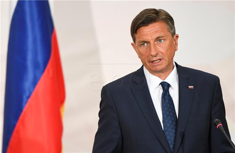 Pahor: EU should not pamper Croatia regarding border arbitration ruling