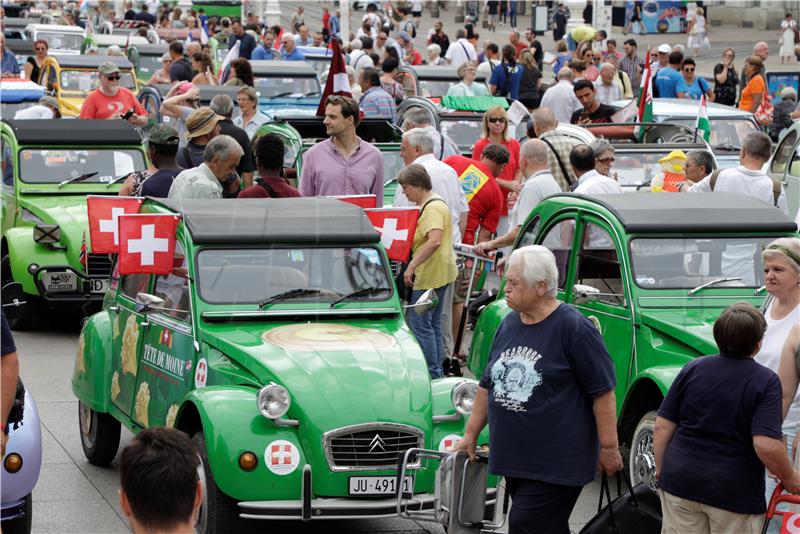 Citroen slavi svoj 100-ti rođendan