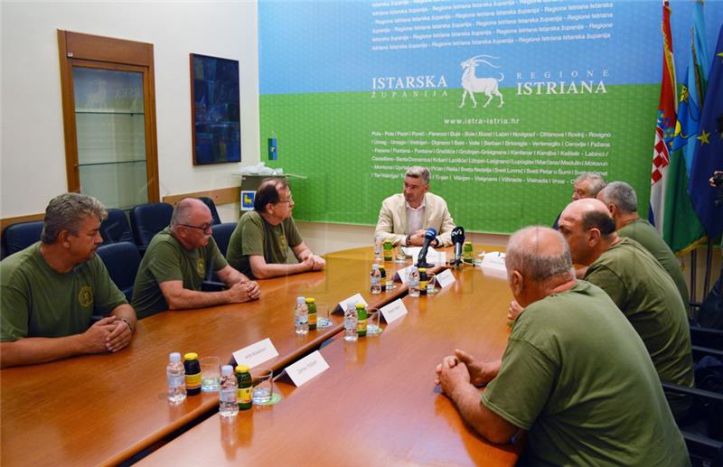 U Puli 7. mimohod hrvatskih branitelja