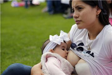 COLOMBIA BREASTFEEDING