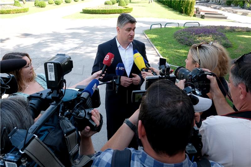 Zoran Milanović položio vijence na Mirogoju