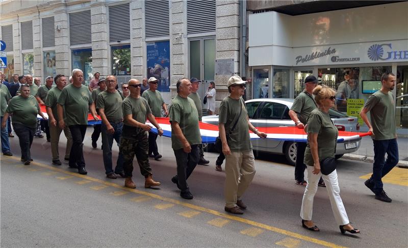 Pula: održan tradicionalni mimohod branitelja iz Istarske županije