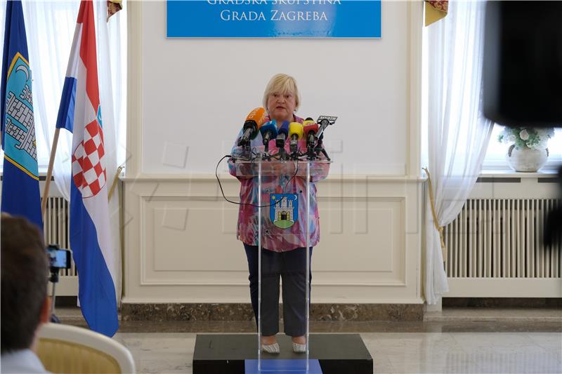 Konferencija za novinare Anke Mrak - Taritaš