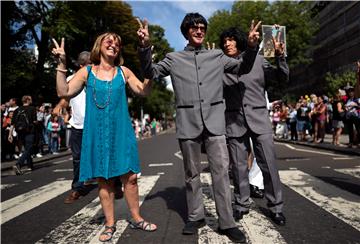 Pedeset godina legendarne fotografije Beatlesa na 'zebri'