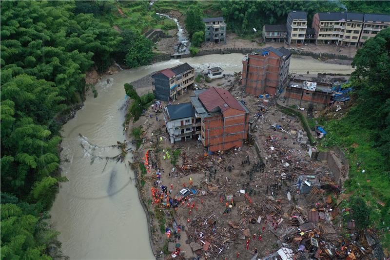 CHINA TYPHOON LEKIMA