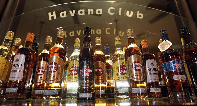 Britanski Diageo prodavat će kubanski rum