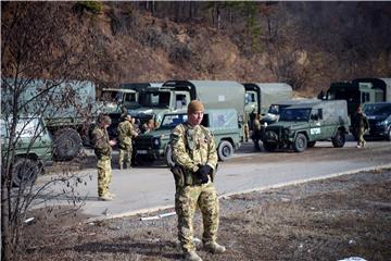 Sile u NATO-u pozvale Prištinu da ukine carine, a Beograd kampanju protiv Kosova