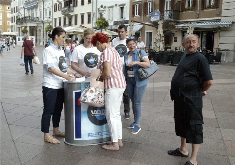 Most nezavisnih lista prikupljao potpise za referendum