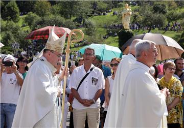 Bozanić predvodio misno slavlje povodom Velike Gospe u Mariji Bistrici