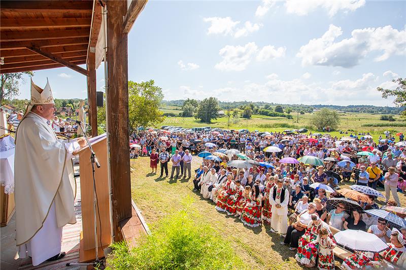 Svetkovina Velike Gospe proslavljena u Marijanskom svetištu Majke naših stradanja u Gori