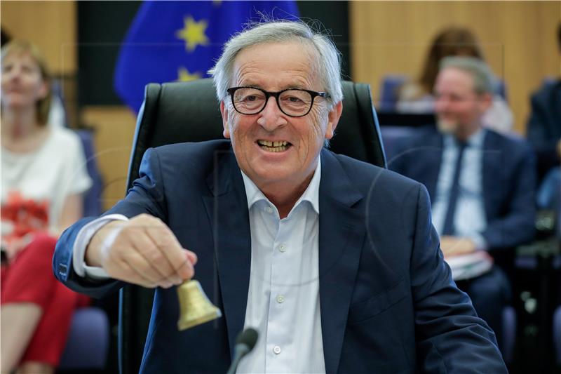 Juncker morao skratiti odmor zbog hitne operacije žuči