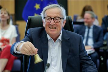 Juncker morao skratiti odmor zbog hitne operacije žuči