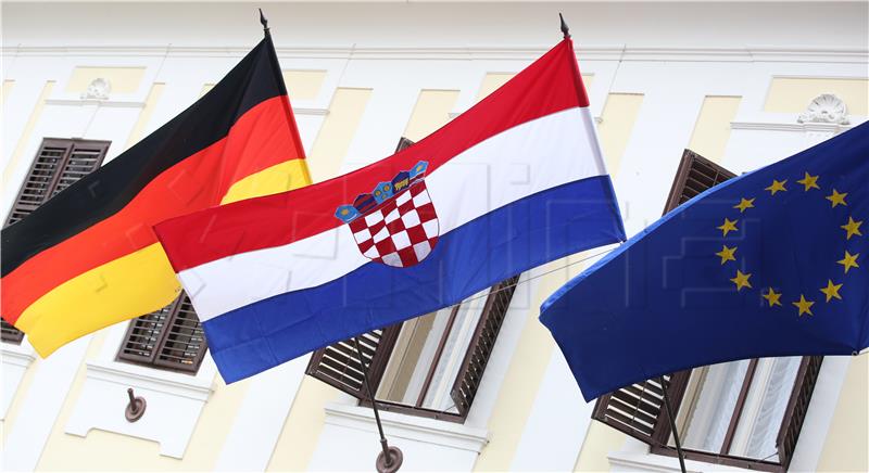 Ministry: Diplomats supposed to comply with Croatia's official policy