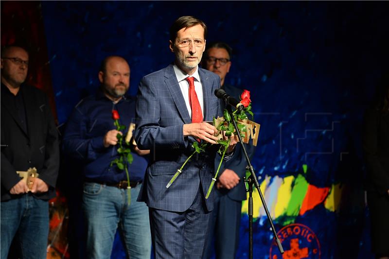 Gavranovih devet premijera u devet država u dva mjeseca