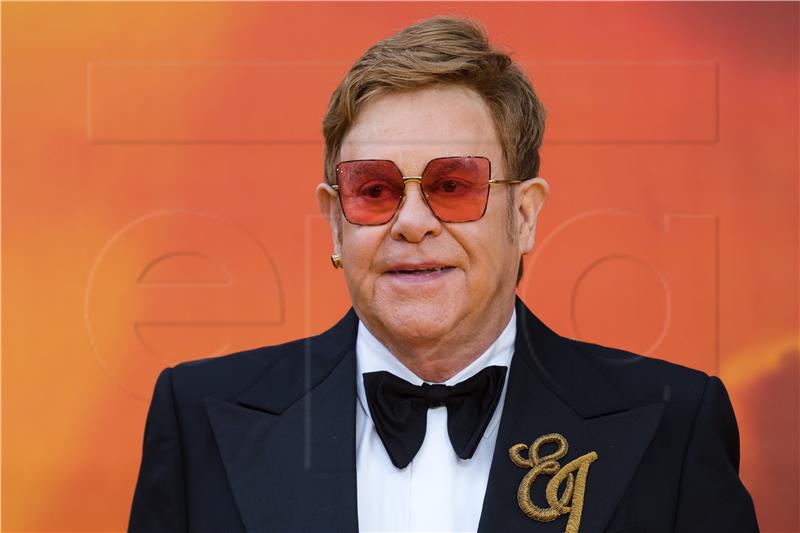 Elton John brani Harryja i Meghan zbog putovanja privatnim zrakoplovom 