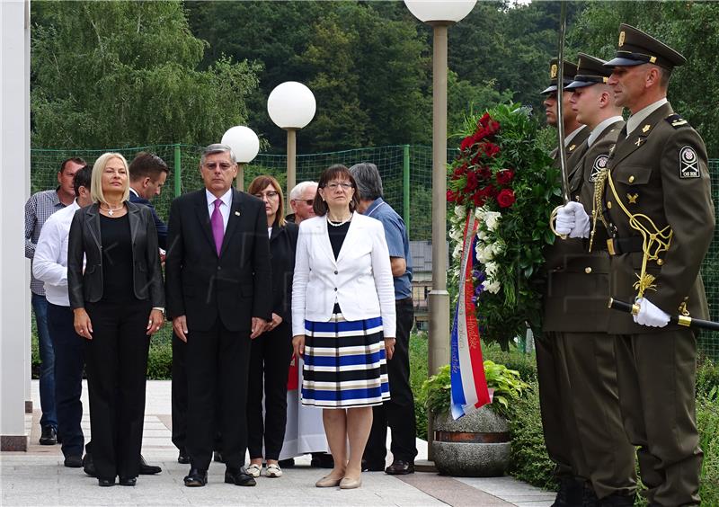 Vijenci u Macelju povodom Povodom Dana EU sjećanja na žrtve totalitarnih režima