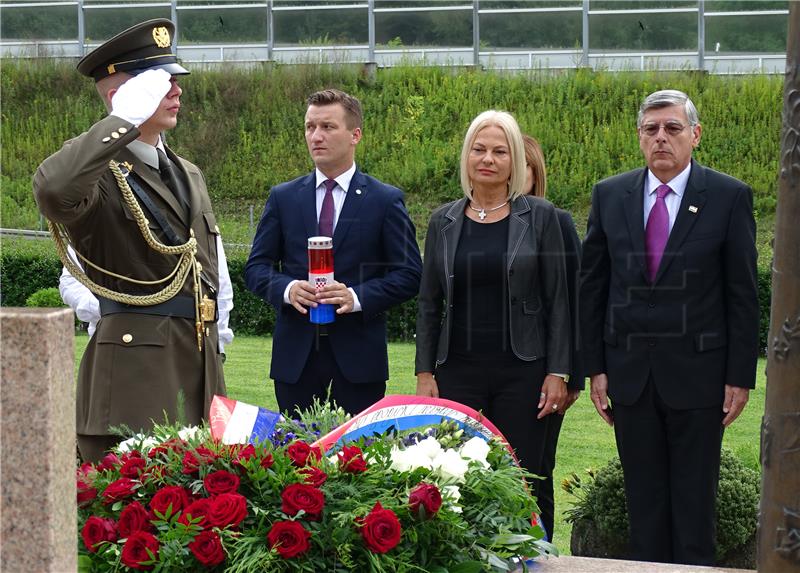 Vijenci u Macelju povodom Povodom Dana EU sjećanja na žrtve totalitarnih režima